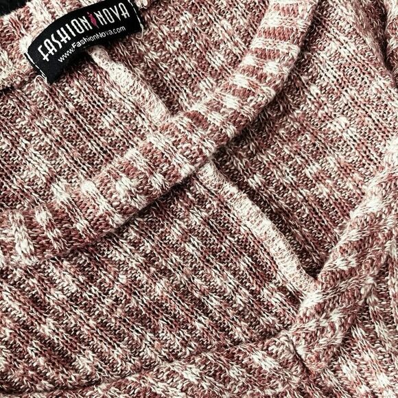 Fashion Nova Polyester Long Sleeve V-Neck Ribbed Knit Pullover Sweater - Picture 5 of 5